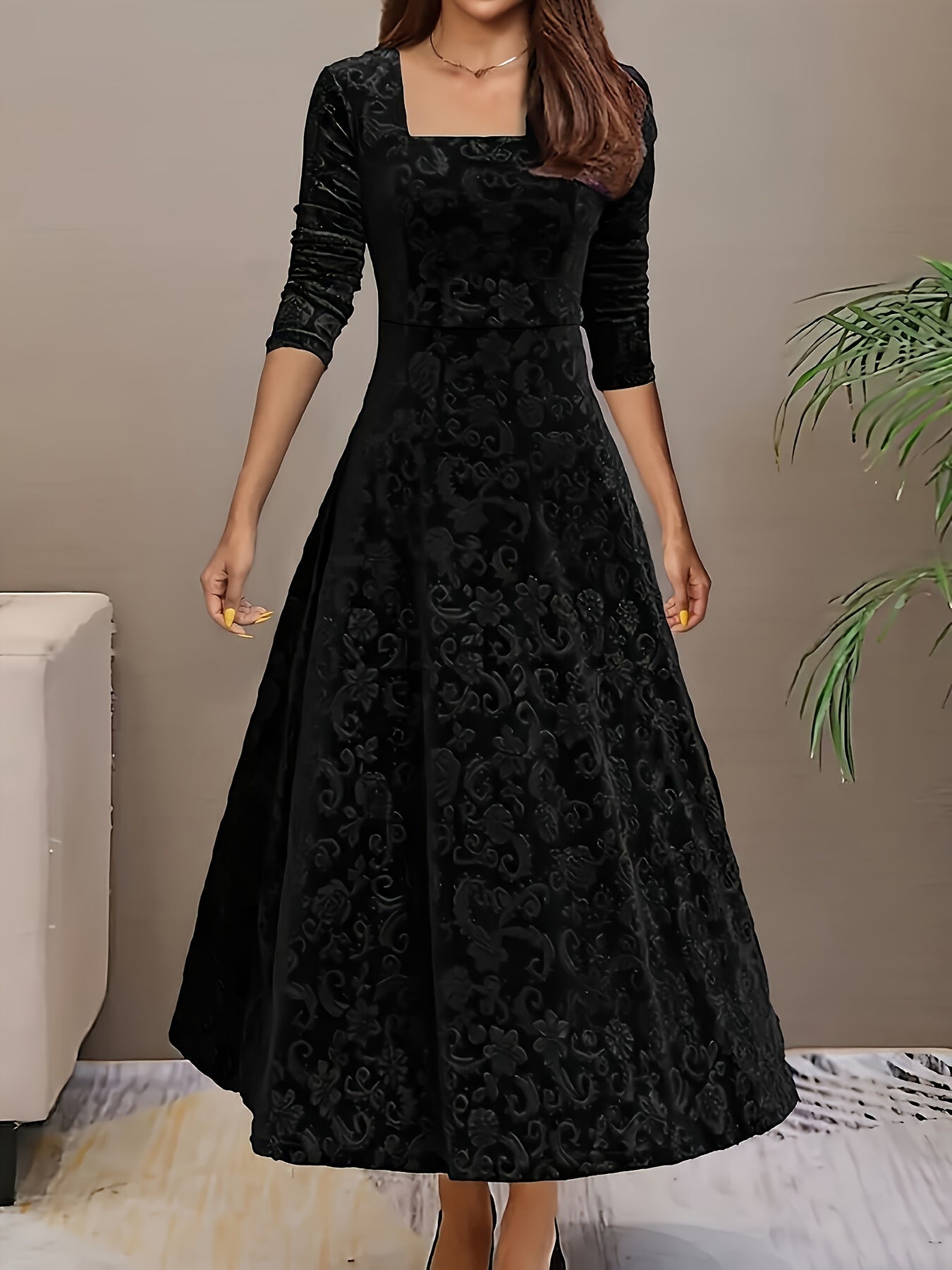 Women's Long sleeve dress with floral pattern