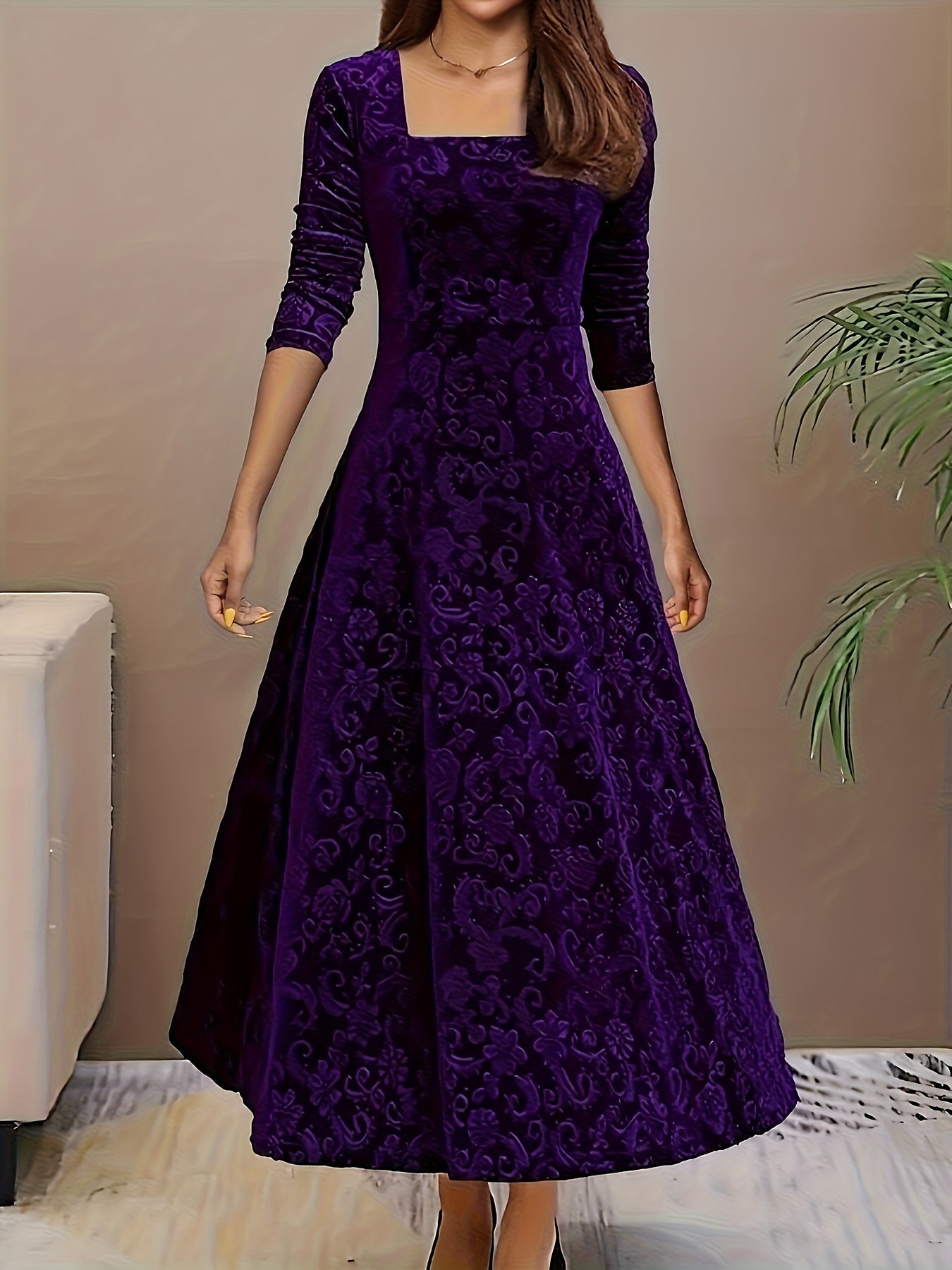 Women's Long sleeve dress with floral pattern