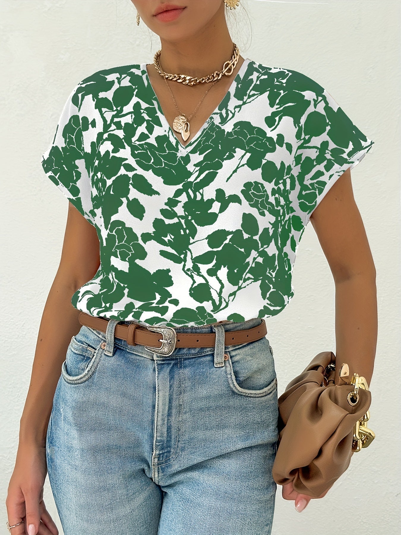 Women's Floral Print V-Neck Blouse