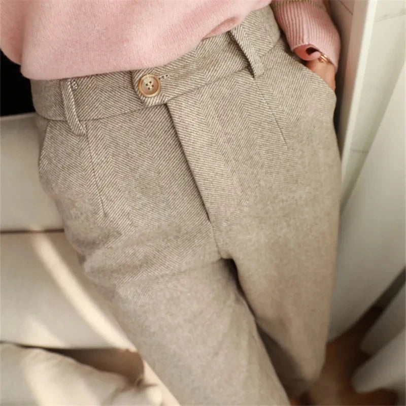 Women's Cozy Fleece-Lined Trousers