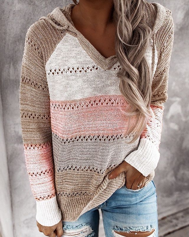 Women’s Cozy Hooded Sweater