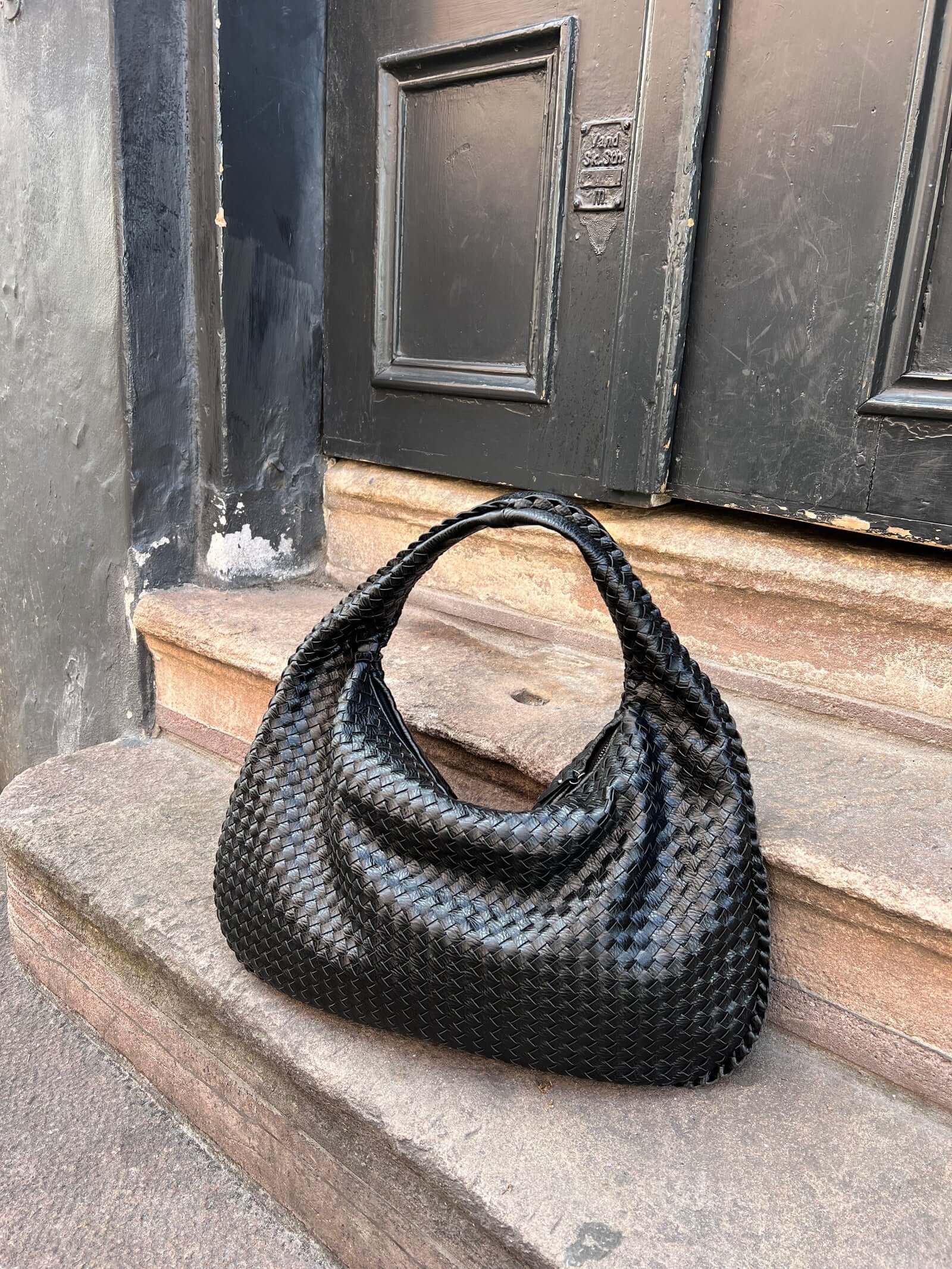 Women's Elegant Leather handbag