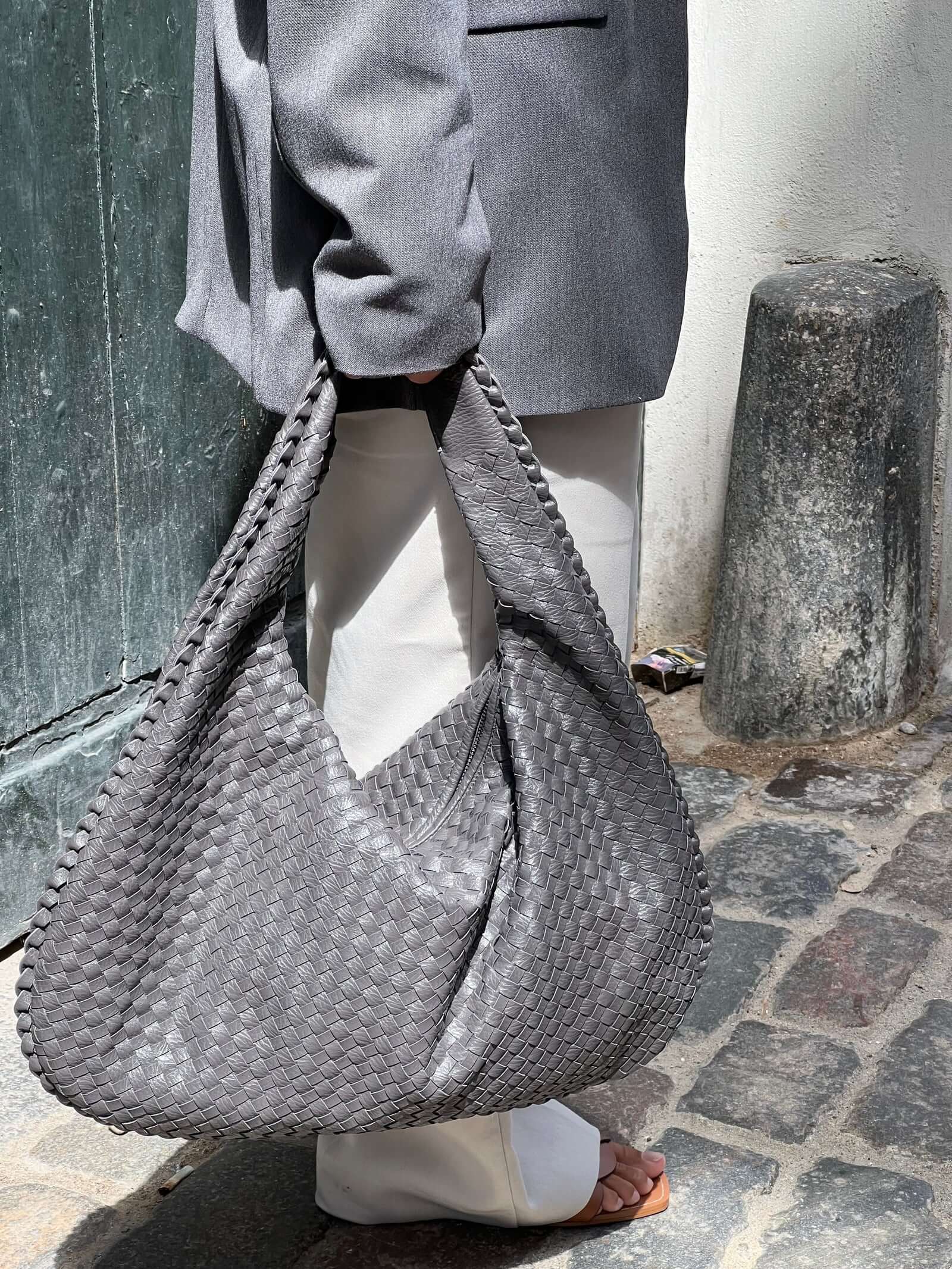 Women's Elegant Leather handbag