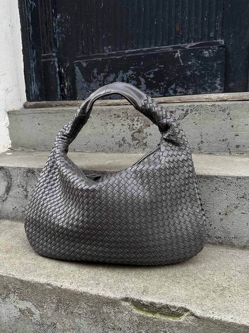 Women's Elegant Leather handbag