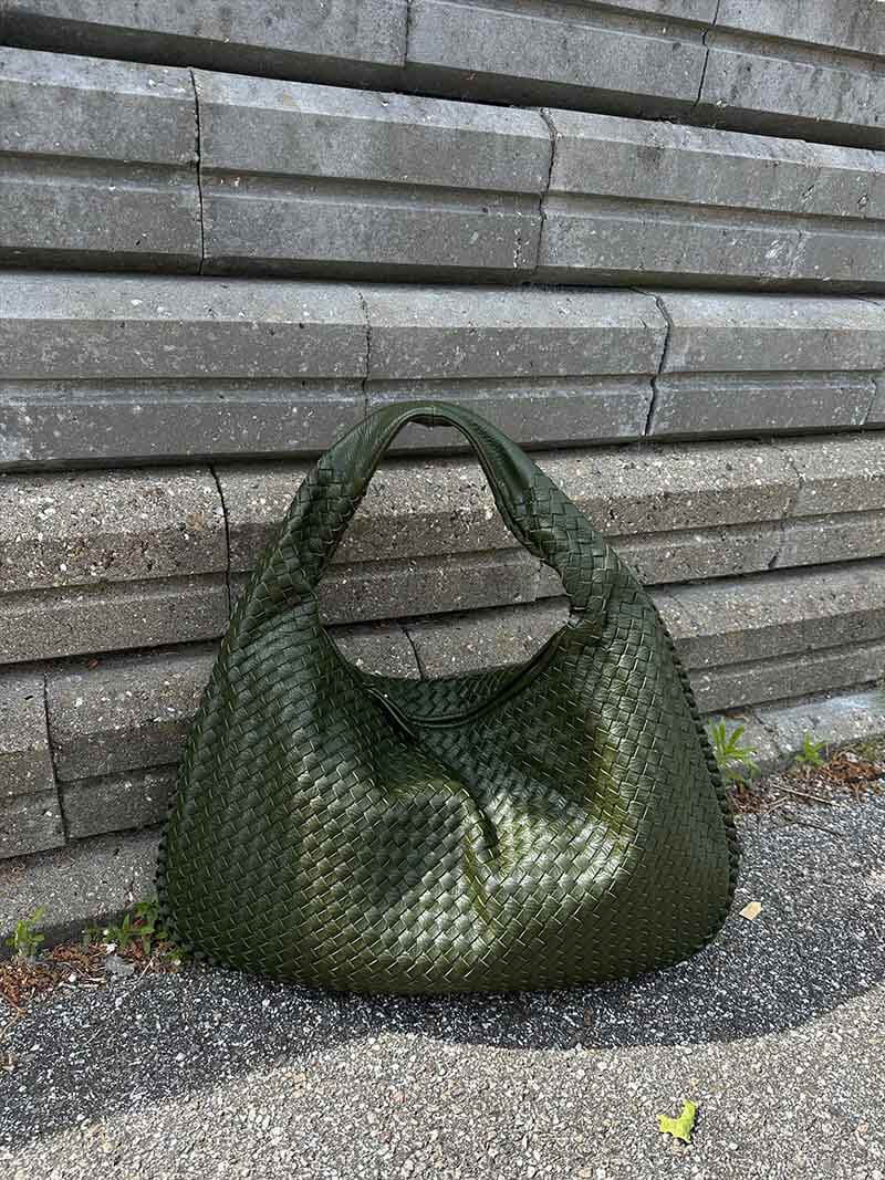 Women's Elegant Leather handbag
