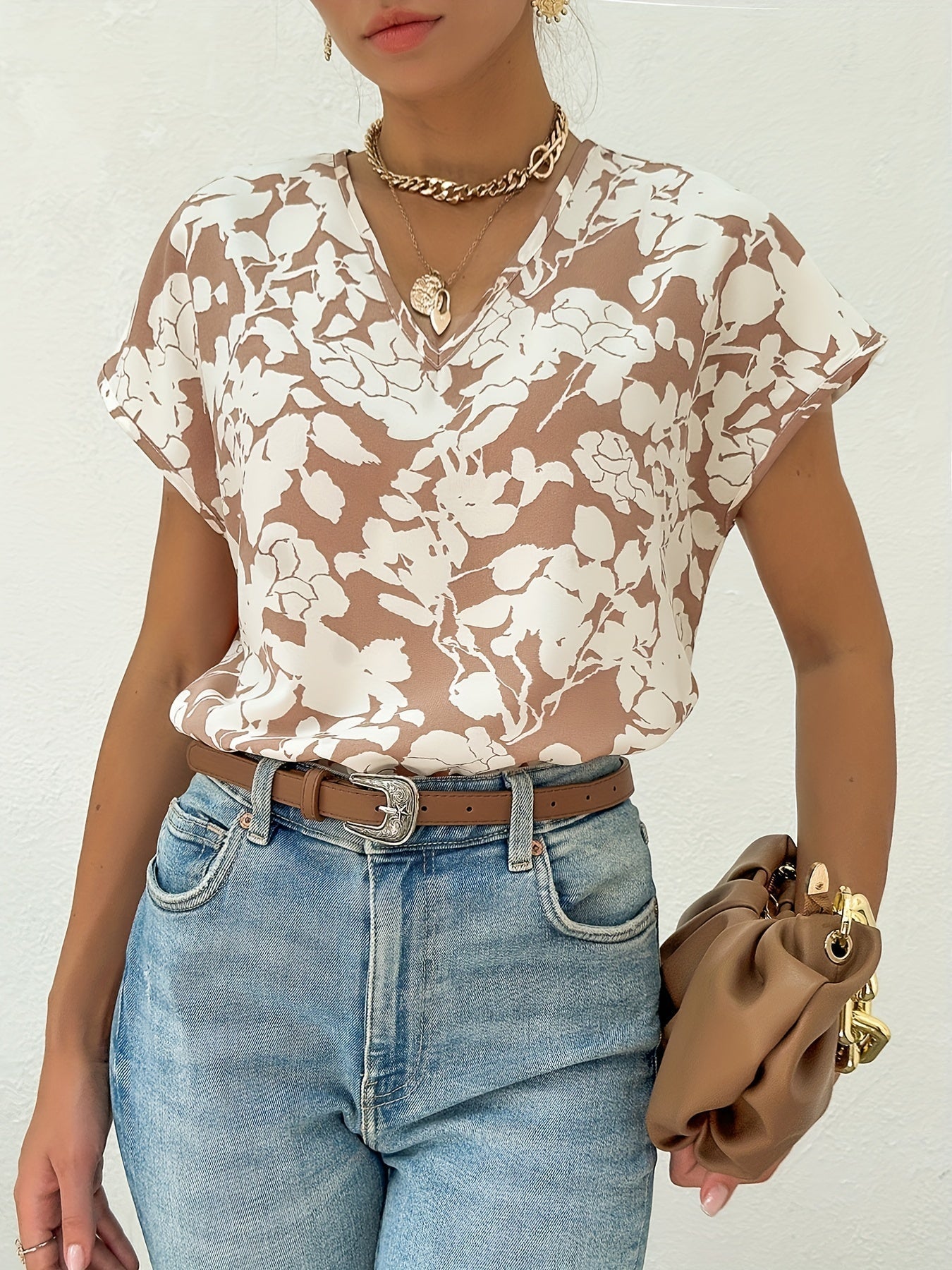 Women's Floral Print V-Neck Blouse