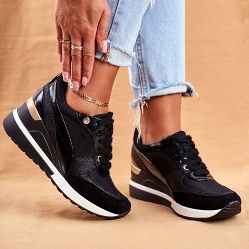 Women's versatile walking shoes