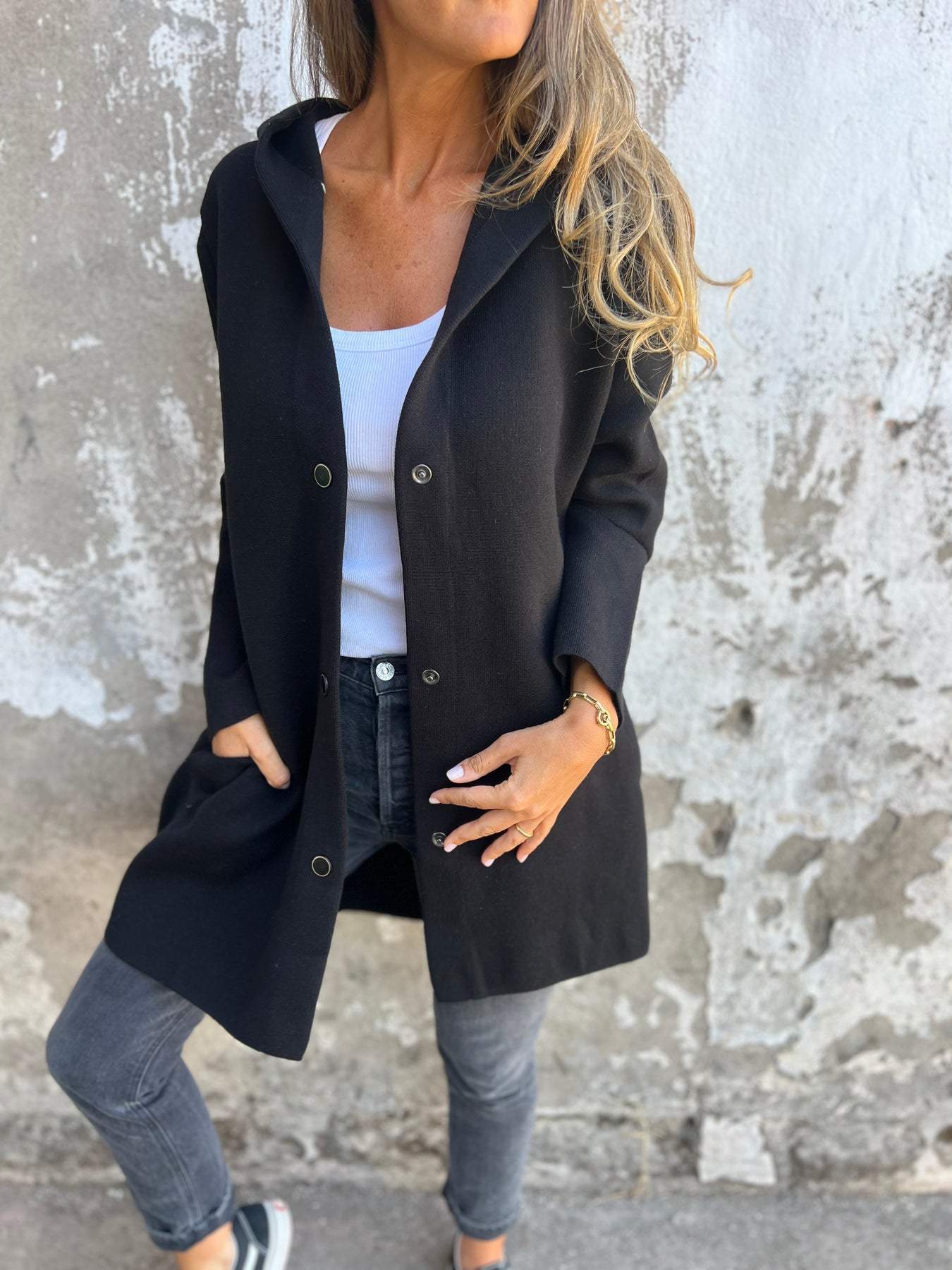Women’s Elegant Hooded Jacket